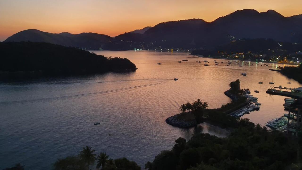 Porto Real Resort Duas Suites Vista Mar Em Frente Ao Clube Mangaratiba Kültér fotó