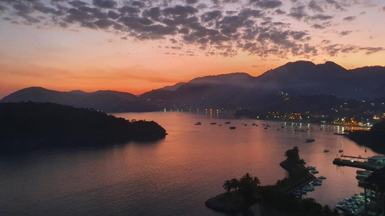 Porto Real Resort Duas Suites Vista Mar Em Frente Ao Clube Mangaratiba Kültér fotó